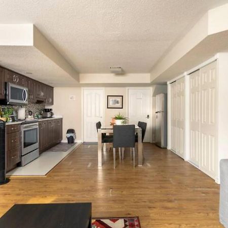 Self Check-In Spacious Apartment With Full Kitchen Ottawa Ngoại thất bức ảnh