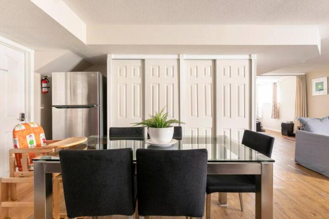 Self Check-In Spacious Apartment With Full Kitchen Ottawa Ngoại thất bức ảnh
